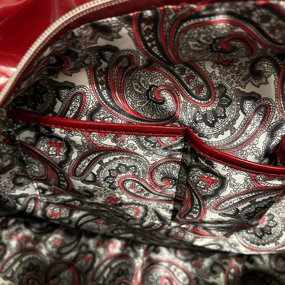 Big Buddha travel bag. Lightly used. Red - Picture 3 of 10